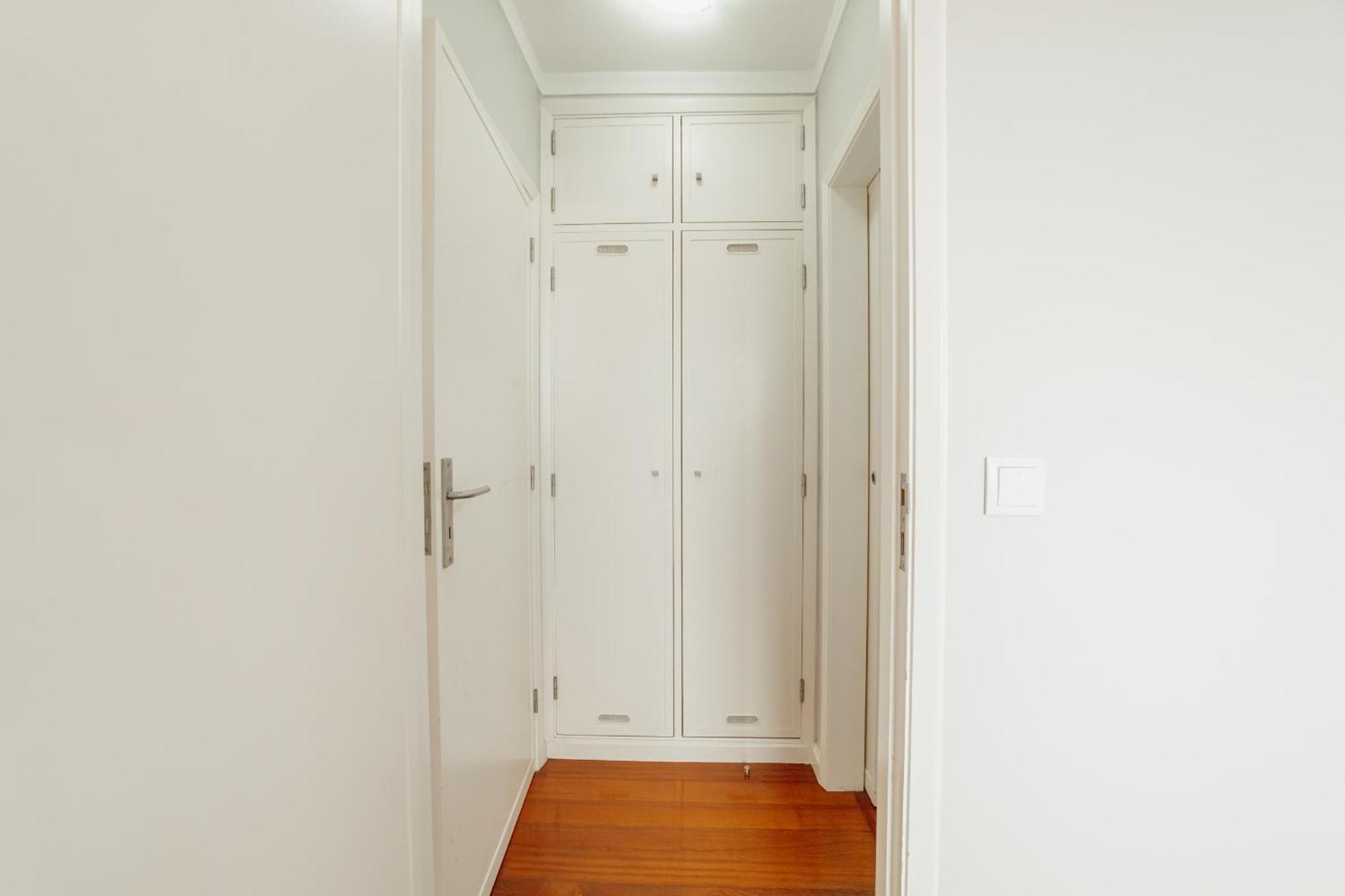 Appartamento Espinho Seawalk And Seaview By Vacationy *